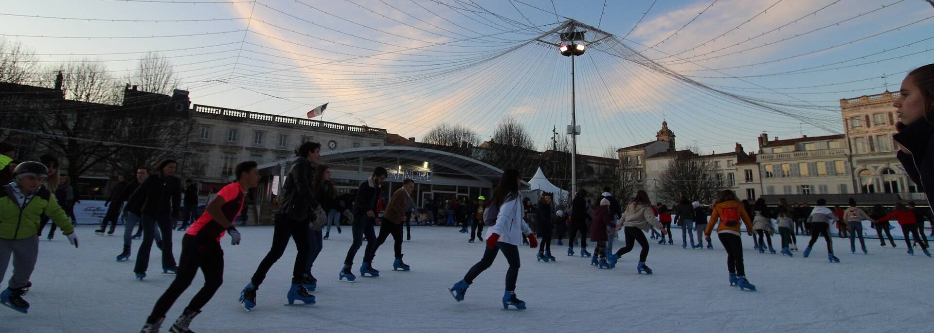 Patinoire de Rochefort - ©P.Migaud / FDHPA17