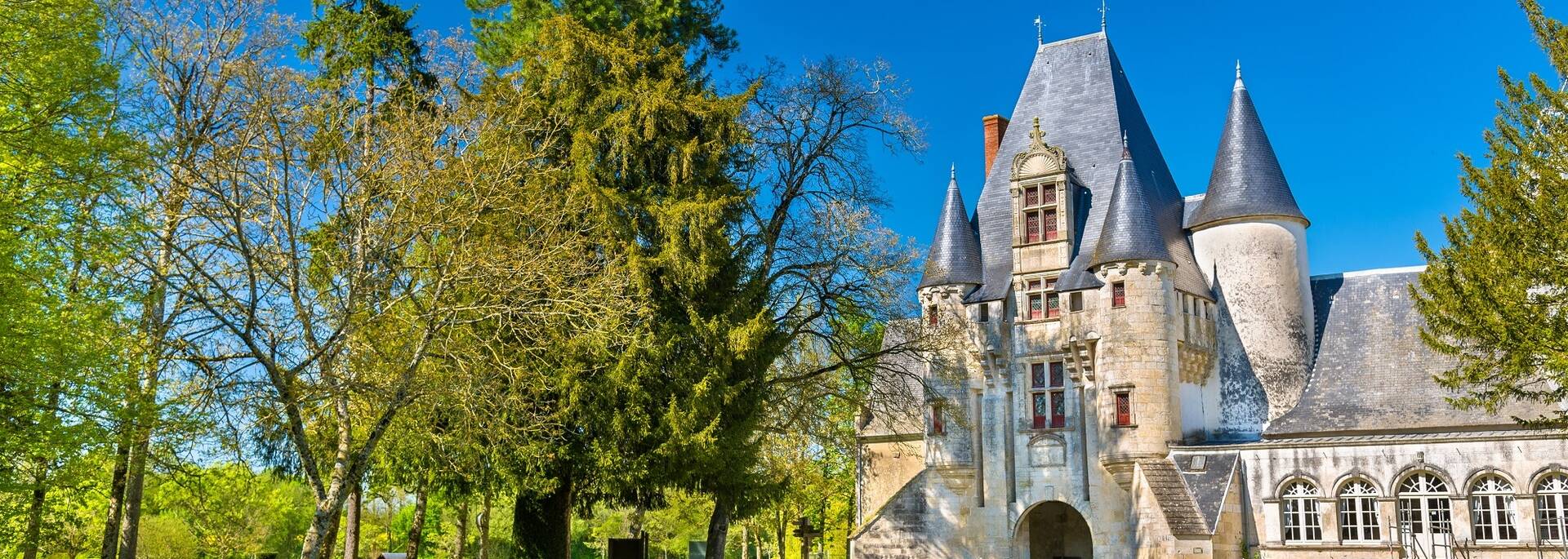 Château de Javarzay à Chef-Boutonne - ©Shutterstock