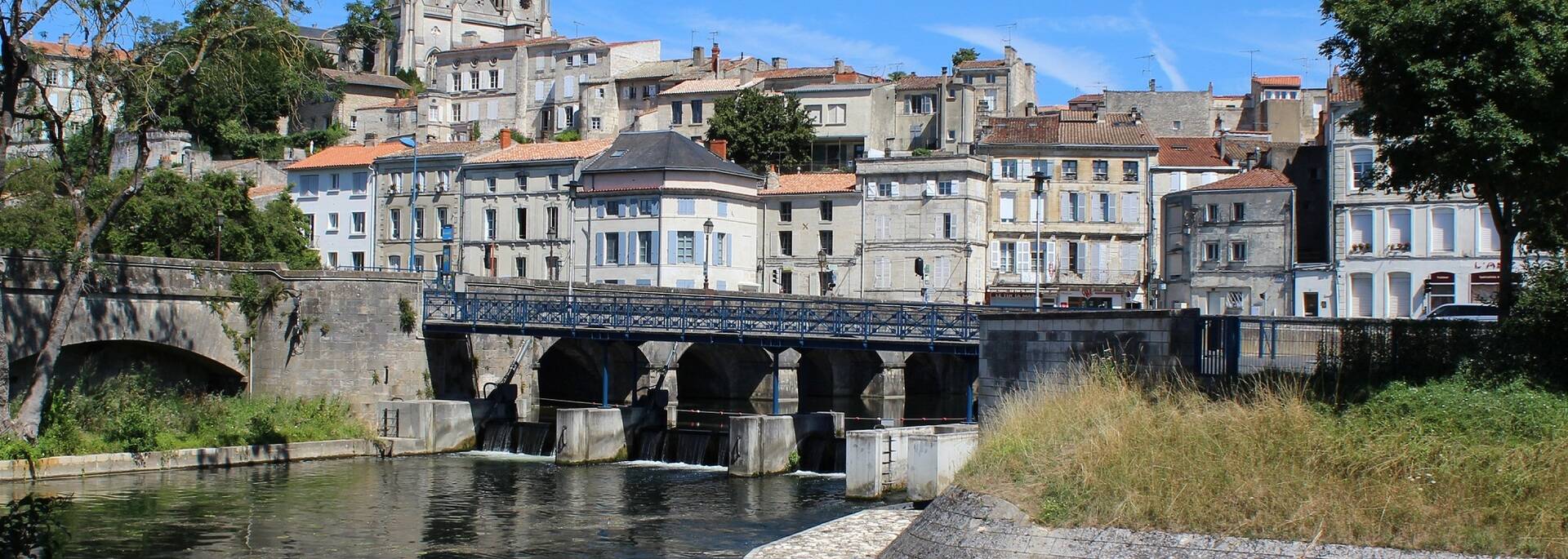 Niort et la Coulée Verte - ©Shutterstock