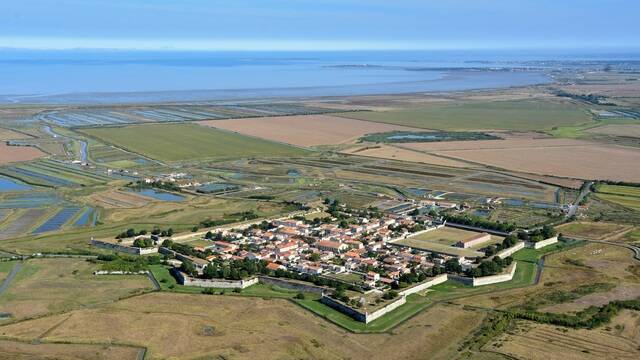 Vue aérienne de la citadelle de Brouage - ©FDHPA17