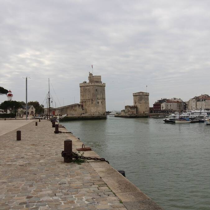 Le Vieux-Port de La Rochelle entièrement réhabilité - ©P.Migaud / FDHPA 17